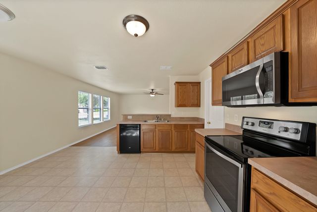 1405 Oak Hollow Lane, Anna, TX 75409