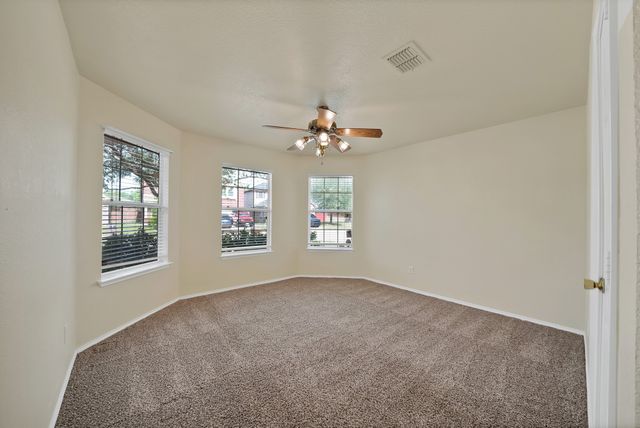 1405 Oak Hollow Lane, Anna, TX 75409