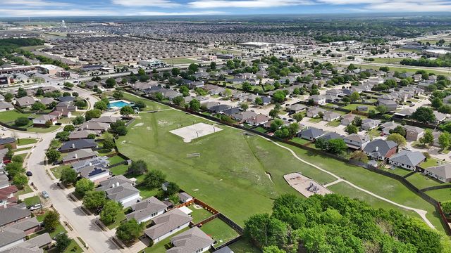 1405 Oak Hollow Lane, Anna, TX 75409