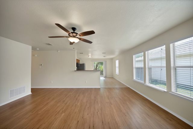 1405 Oak Hollow Lane, Anna, TX 75409