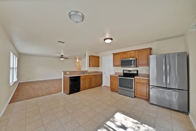 1405 Oak Hollow Lane, Anna, TX 75409