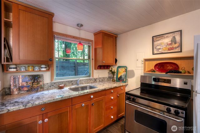 51911 S Riverside Road, Gold Bar, WA 98251