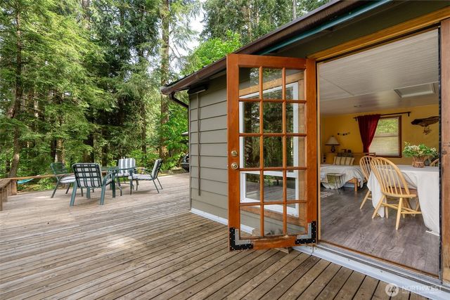 51911 S Riverside Road, Gold Bar, WA 98251