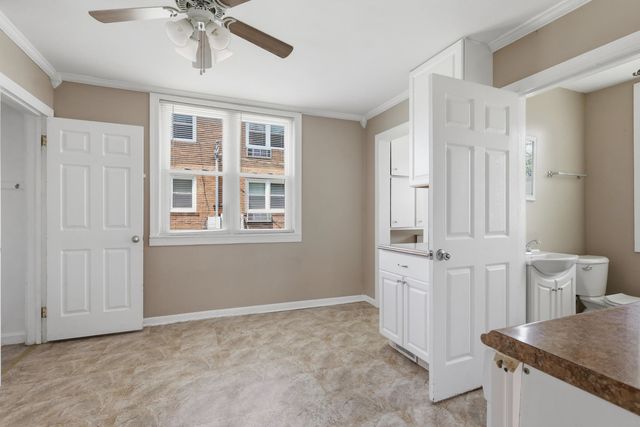 1805 Esplanade Avenue, Davenport, IA 52803