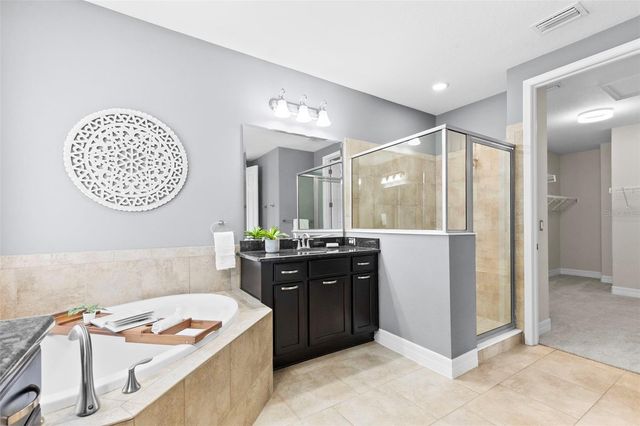 20211 HERITAGE POINT DRIVE, Tampa, FL 33647