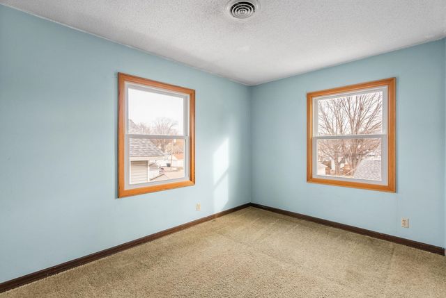 2334 5th Street, Moline, IL 61265