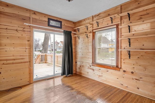 2334 5th Street, Moline, IL 61265