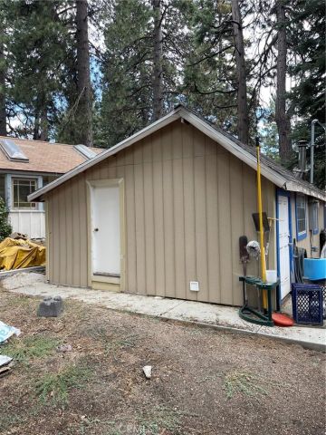 2631 Secret, Running Springs, CA 92382