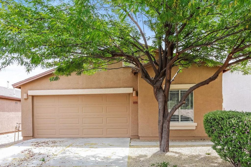 30559 N Nightingale Road, San Tan Valley, AZ 85143