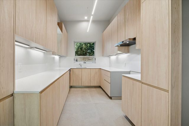 3514 Mount Vernon Street, Houston, TX 77006