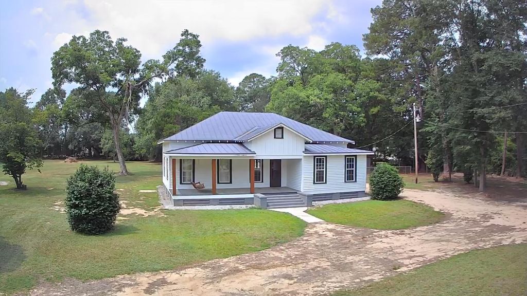 5972 Charleston Highway, Walterboro, SC 29488
