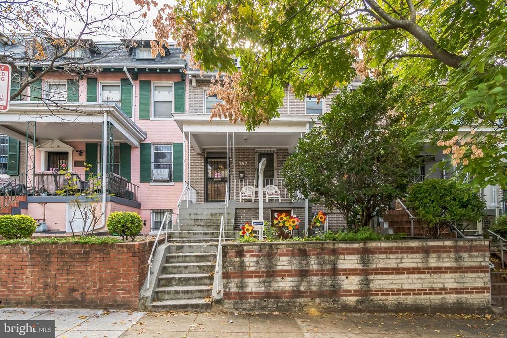 762 QUEBEC PLACE, Washington, DC 20010