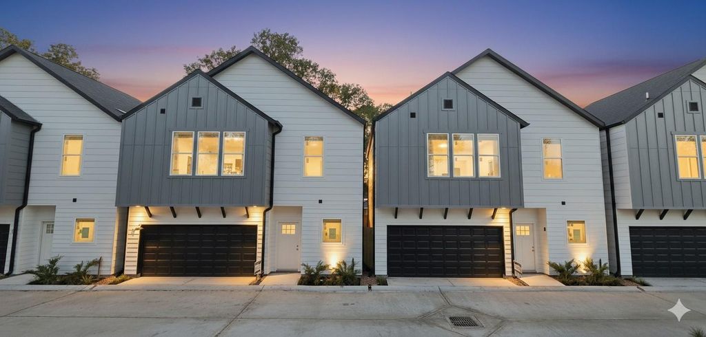 4922 Hoover Street E, Houston, TX 77092