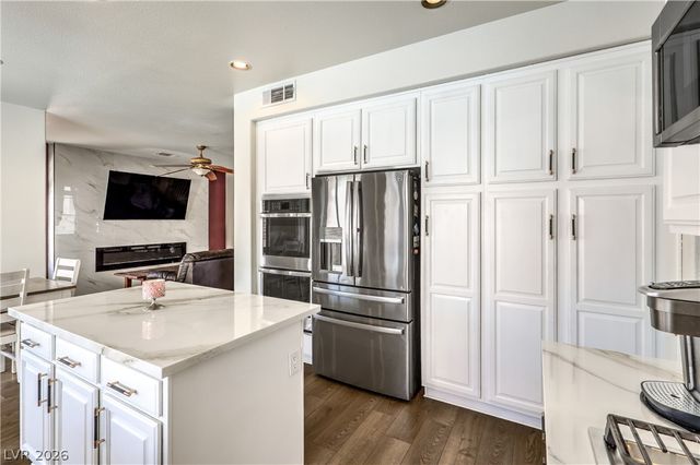 4701 Poppywood Drive, Las Vegas, NV 89147
