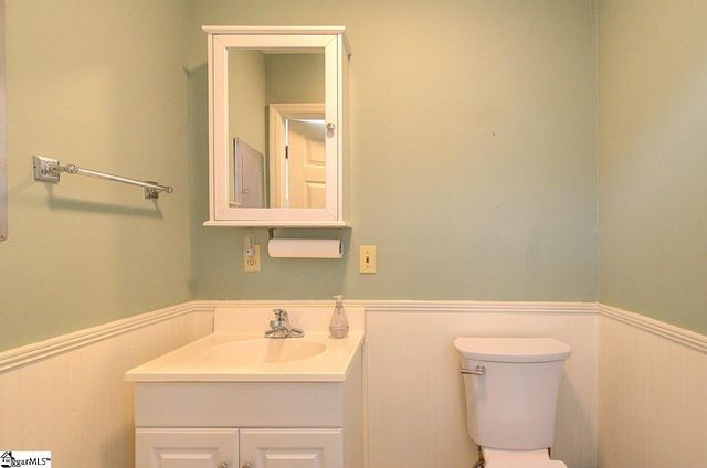 5 Fernwood Drive, Taylors, SC 29687