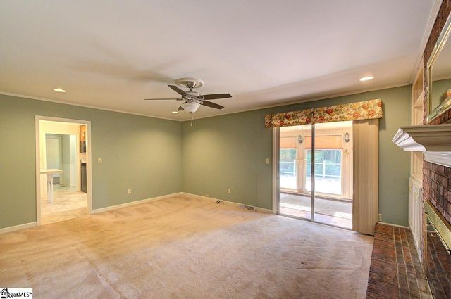 5 Fernwood Drive, Taylors, SC 29687