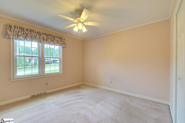 5 Fernwood Drive, Taylors, SC 29687