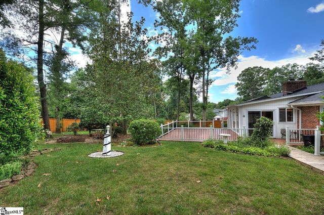 5 Fernwood Drive, Taylors, SC 29687