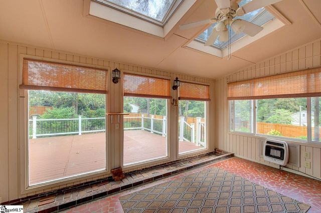 5 Fernwood Drive, Taylors, SC 29687