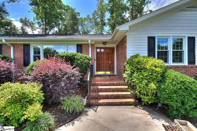 5 Fernwood Drive, Taylors, SC 29687