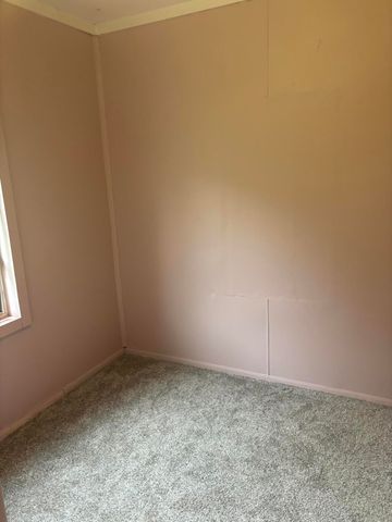 1473 Chatterson Road, Muskegon, MI 49442
