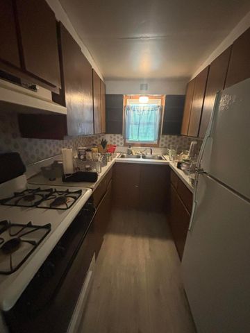 1473 Chatterson Road, Muskegon, MI 49442