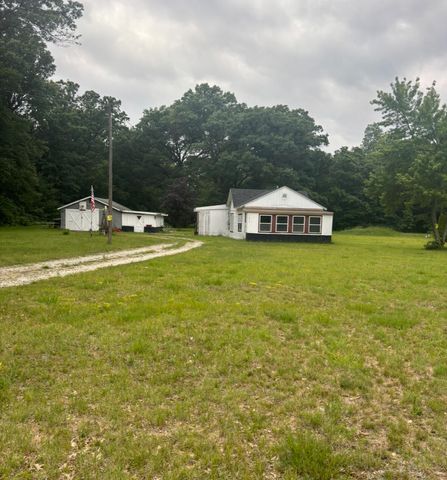 1473 Chatterson Road, Muskegon, MI 49442
