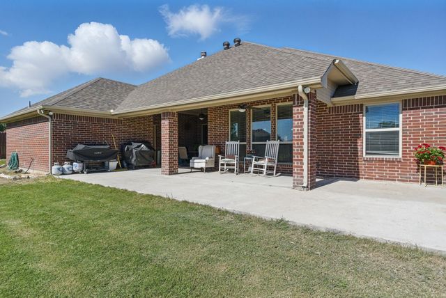711 Red Stone Lane, Weatherford, TX 76087