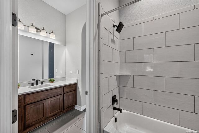 109 El Cielo, Boerne, TX 78006