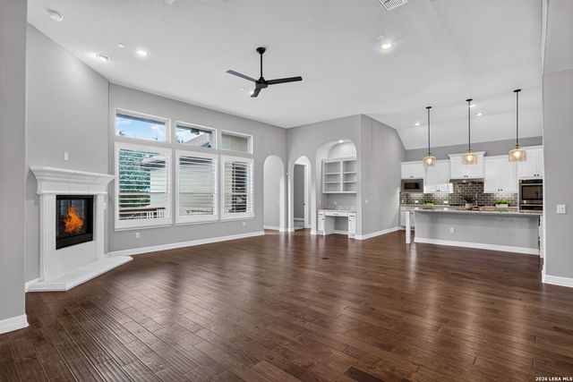 109 El Cielo, Boerne, TX 78006