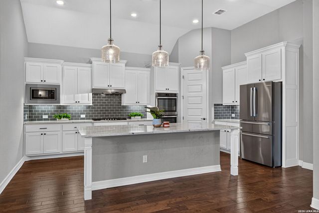 109 El Cielo, Boerne, TX 78006