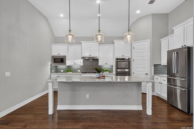 109 El Cielo, Boerne, TX 78006