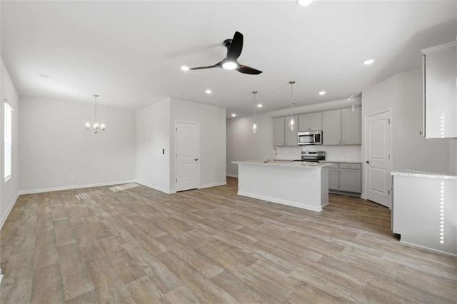 3656 PARKWAY JAMES Drive, Snellville, GA 30039