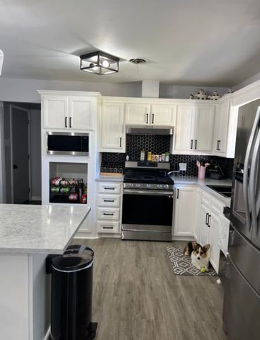 401 N Lee Street, Valley View, TX 76272