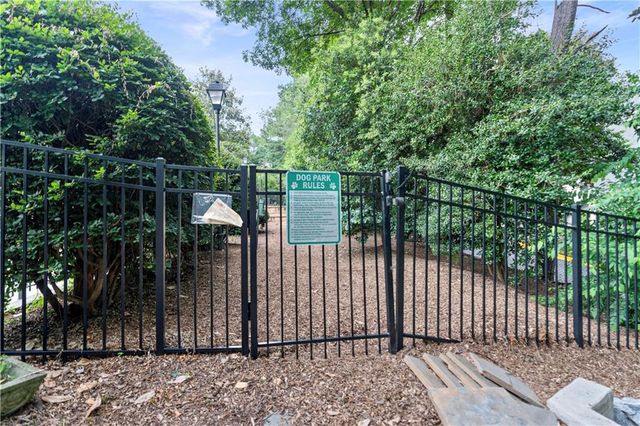 70 Old Ivy NE Road 35, Atlanta, GA 30342
