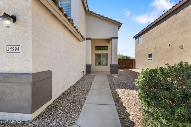34994 N BARZONA Trail, San Tan Valley, AZ 85143