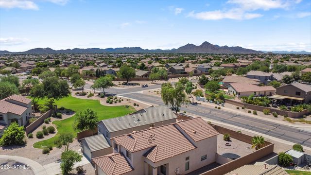 34994 N BARZONA Trail, San Tan Valley, AZ 85143