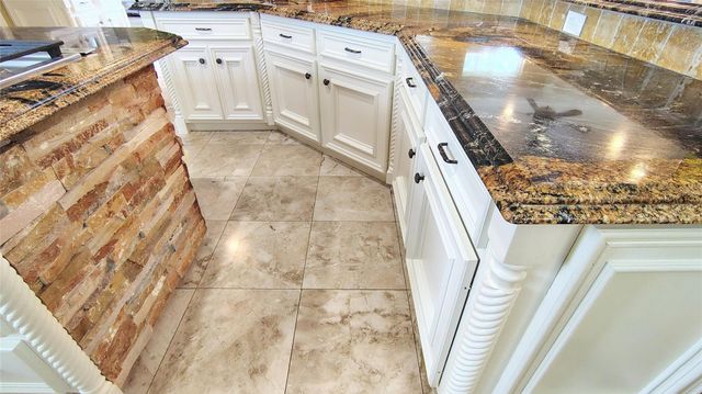 13707 Springmint Drive, Cypress, TX 77429