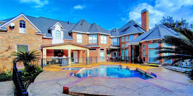 13707 Springmint Drive, Cypress, TX 77429