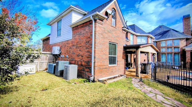 13707 Springmint Drive, Cypress, TX 77429