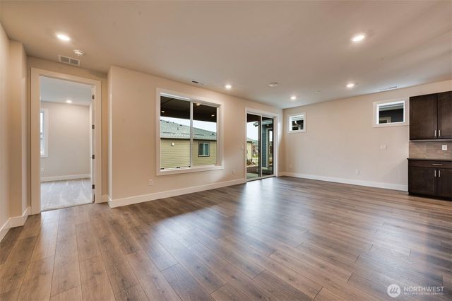 20609 150th Street E #1378, Bonney Lake, WA 98391
