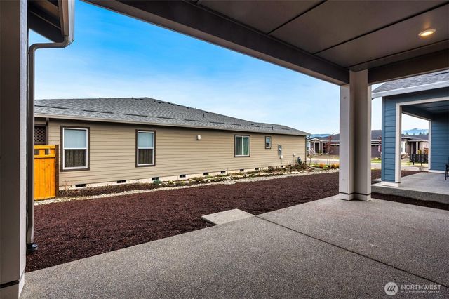 20609 150th Street E #1378, Bonney Lake, WA 98391