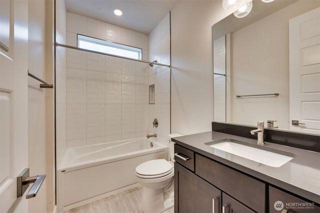 20609 150th Street E #1378, Bonney Lake, WA 98391