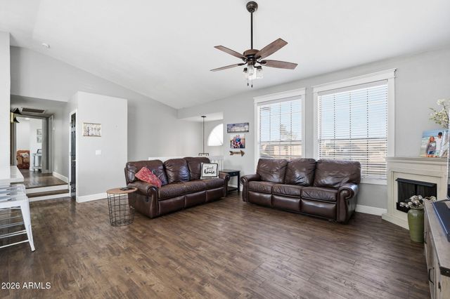 4802 E DIXON Street, Mesa, AZ 85205