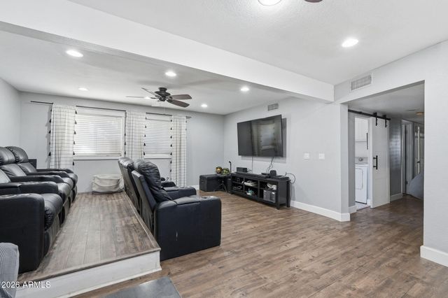 4802 E DIXON Street, Mesa, AZ 85205