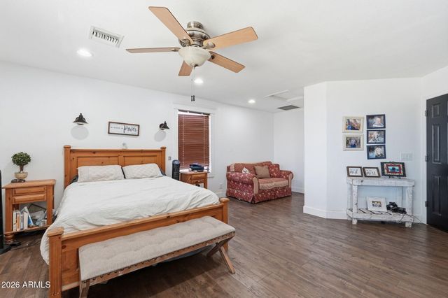 4802 E DIXON Street, Mesa, AZ 85205