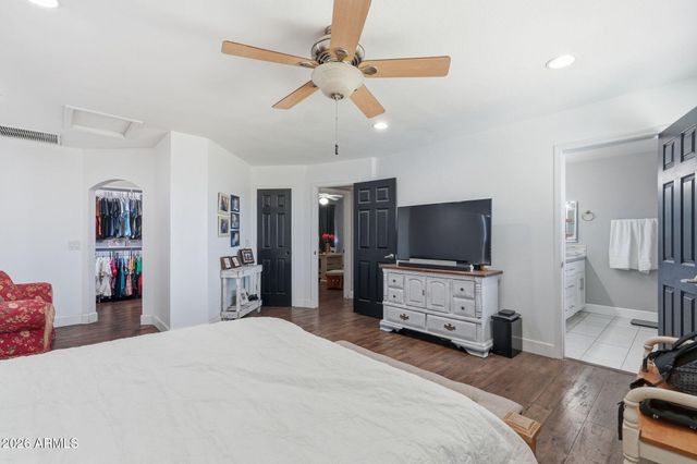 4802 E DIXON Street, Mesa, AZ 85205