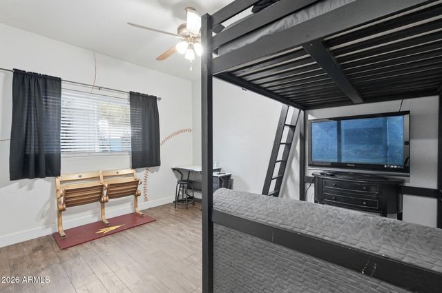 4802 E DIXON Street, Mesa, AZ 85205