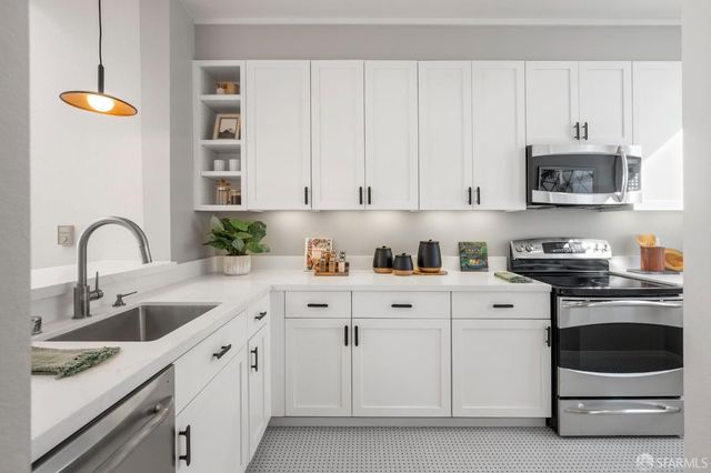 2075 Sutter Street 501, San Francisco, CA 94115