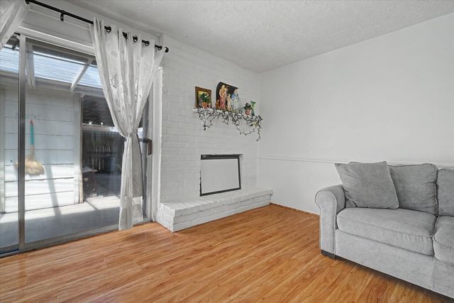 13090 Clarewood Drive, Houston, TX 77072
